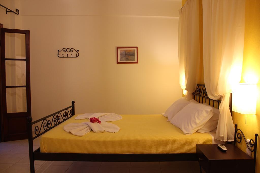 Panorama Rooms Kamares  Exterior photo